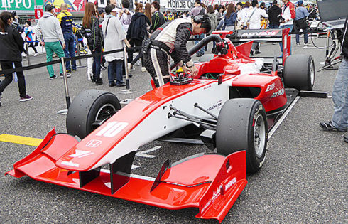 大勢の観客が集まったスーパーフォーミュラ