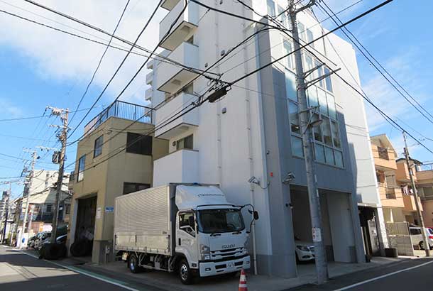 板野商会